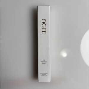 OGEE The Precision Brush
